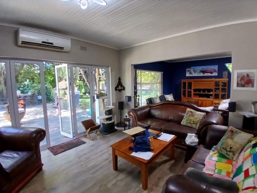 4 Bedroom Property for Sale in Kuruman Northern Cape